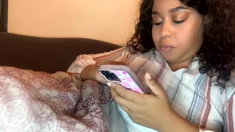 dove_love22 online show from 11.04.25