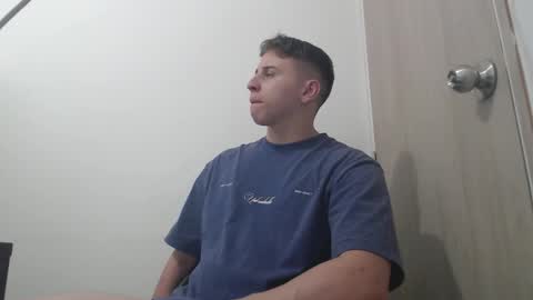 draco_boy2000 online show from 11.18.25