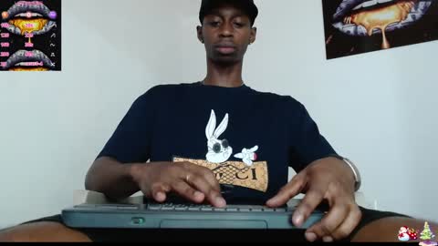 Snapshot of drake_brown_23 chatting on 12.20.24 Drake 23 online show from 12.20.24