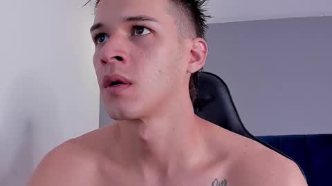 drake_carter1 online show from 10.15.25