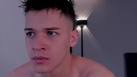 drake_carter1 online show from 10.26.25