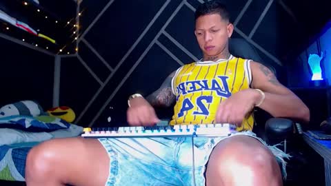 Drake online show from 10.06.25