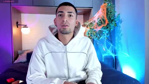 Drake Neuman online show from 11.08.25