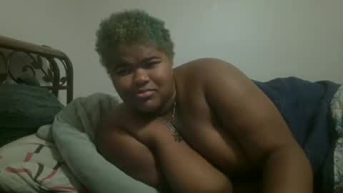 Snapshot of dramaqueen576161 chatting on 09.11.25 dramaqueen576161 online show from 09.11.25