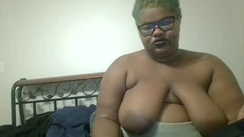 Snapshot of dramaqueen576161 chatting on 09.12.25 dramaqueen576161 online show from 09.12.25