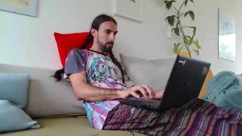 new profile Aircum99  online show from 05.08.26