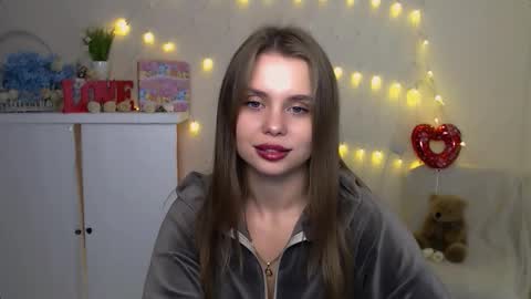 Mari online show from 10.06.25