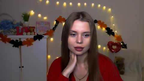 Mari online show from 10.21.25