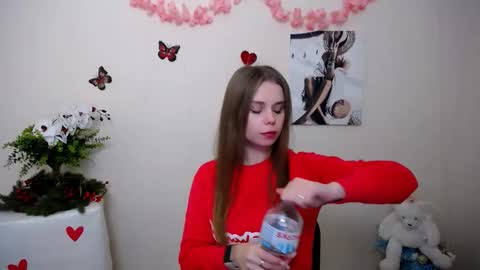 Mari online show from 03.18.26