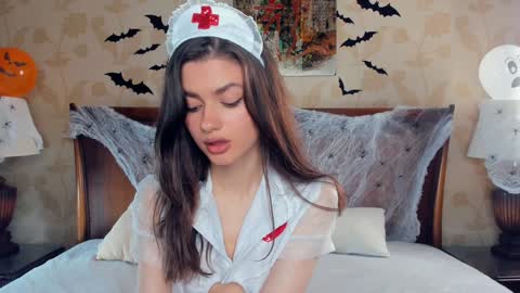 Hi Im Monika Welcome to my room online show from 10.28.25