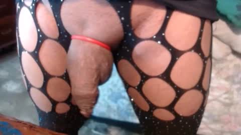 Snapshot of dream_real chatting on 09.11.25 dreamreal online show from 09.11.25