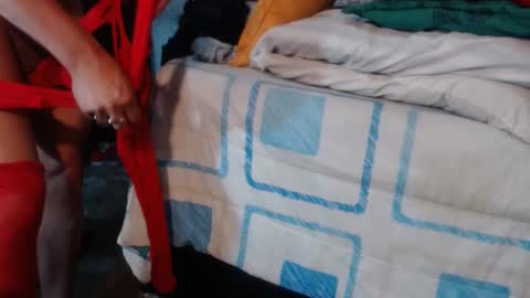 Snapshot of dream_real chatting on 09.27.25 dreamreal online show from 09.27.25