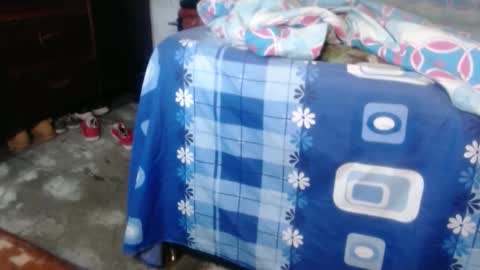 Snapshot of dream_real chatting on 10.01.25 dreamreal online show from 10.01.25