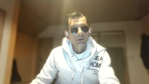 Dreambob online show from 10.28.25