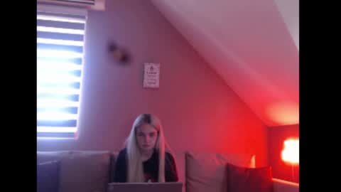 A girl online show from 05.14.26