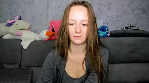 Snapshot of dreamesoul chatting on 10.29.25 dreamesoul online show from 10.29.25