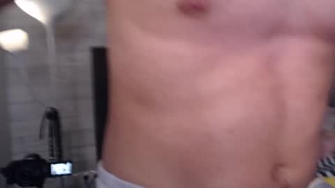 Olivia and Max online show from 01.18.26