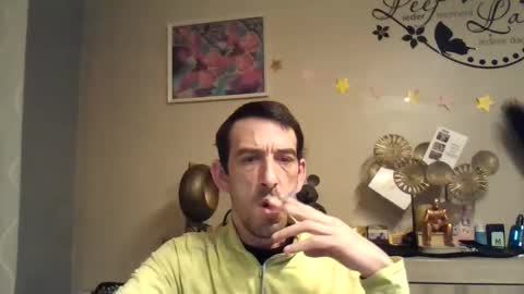 Snapshot of dreamguy38 chatting on 01.23.25 dreamguy38 online show from 01.23.25