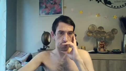 Snapshot of dreamguy38 chatting on 02.25.25 dreamguy38 online show from 02.25.25