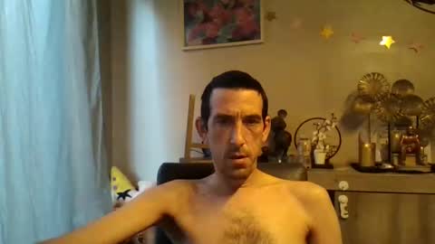 Snapshot of dreamguy38 chatting on 10.24.25 dreamguy38 online show from 10.24.25