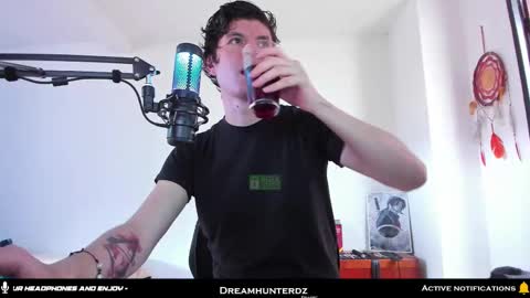 Snapshot of dreamhunterdz chatting on 09.21.25 Your lord. - ONLINE  1500 Pm to 2100 Pm - New York Hour online show from 09.21.25