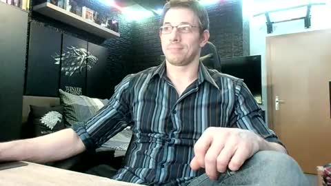 Snapshot of dreamwallker chatting on 10.13.25 Ioannes Paulus the 2nd online show from 10.13.25