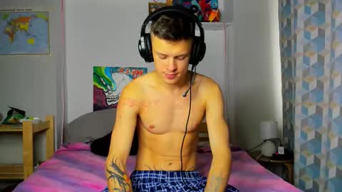 Snapshot of dreamyadam chatting on 09.26.25 Adam Dream online show from 09.26.25