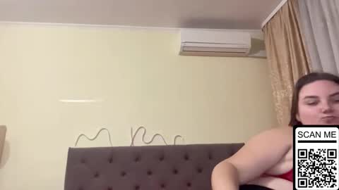 Mila online show from 10.21.25