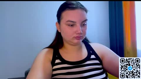 Snapshot of dreamyblushfairy chatting on 05.22.26 Mila online show from 05.22.26