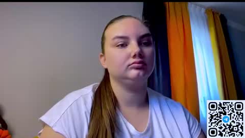 Snapshot of dreamyblushfairy chatting on 07.16.26 Mila online show from 07.16.26