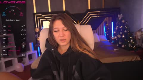 Lina online show from 12.30.24