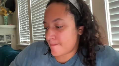 Snapshot of dreamyriri chatting on 09.20.25 RIRI OR DREAMY online show from 09.20.25