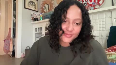 Snapshot of dreamyriri chatting on 09.27.25 RIRI OR DREAMY online show from 09.27.25