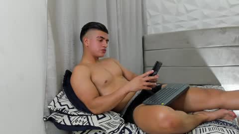 Snapshot of drekev_ chatting on 12.19.24 Kevin online show from 12.19.24