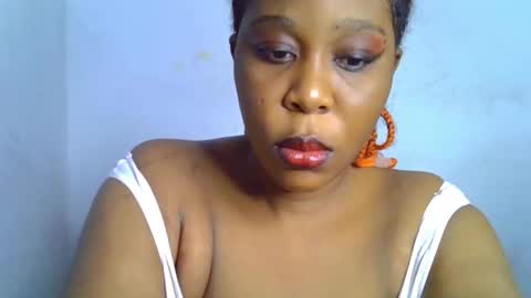 Snapshot of drip_juicypussy chatting on 10.23.25 Ayana online show from 10.23.25