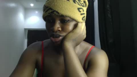 dripping_luna online show from 01.02.25