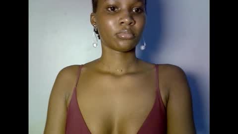 Snapshot of drippingpussy__ chatting on 10.24.25 drippingpussy__ online show from 10.24.25