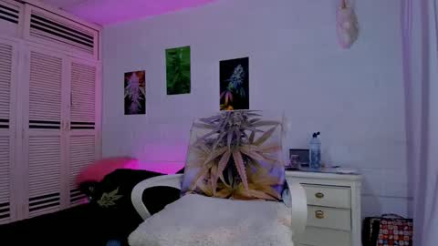 drippyorlove online show from 12.20.25