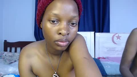 Snapshot of drippyreen chatting on 02.28.25 drippyreen online show from 02.28.25