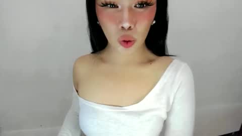 miss. Erika online show from 09.26.25