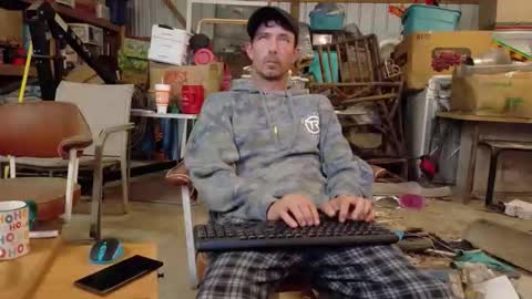 Inexperienced catfish online show from 05.06.26