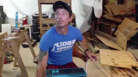 Inexperienced catfish online show from 06.11.26