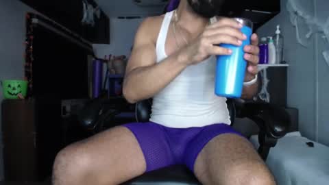 Snapshot of drizzys_room chatting on 10.11.25 DirtyDrizzy online show from 10.11.25