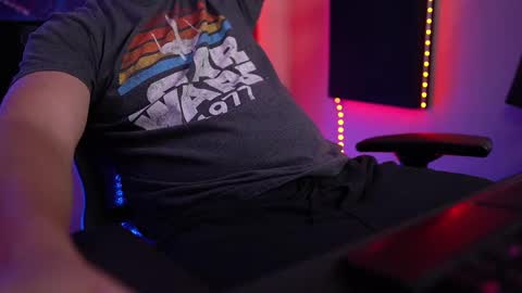 Snapshot of drok chatting on 10.05.25 Drok online show from 10.05.25