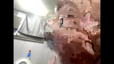 Snapshot of droppingloads82 chatting on 02.13.25 droppingloads82 online show from 02.13.25