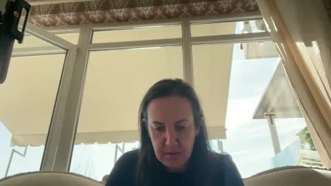 Dr. Resa online show from 03.10.25