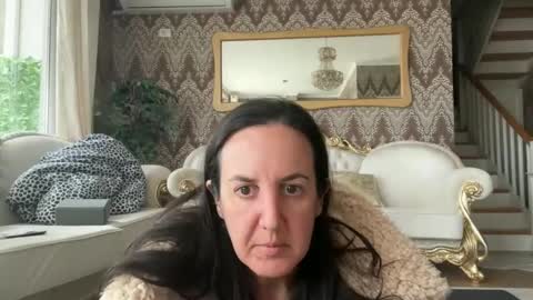 Dr. Resa online show from 03.11.25