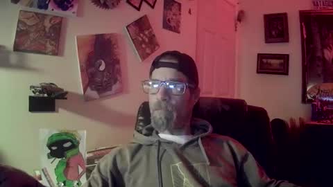 Snapshot of druedowm chatting on 11.30.25 druedowm online show from 11.30.25