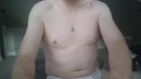 Snapshot of dubpistol_99 chatting on 09.28.25 dubpistol_99 online show from 09.28.25