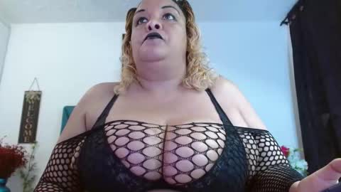 Snapshot of dubraska1 chatting on 10.18.25 Dubraska online show from 10.18.25